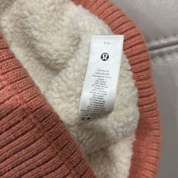 Lululemon Fleece Lined Knit Beanie - Picture 5 of 5